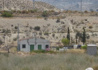 Bauernhof in Calle la poesia 10. Terreno rústico en venta en abanilla de aproximadamente 20.000 m