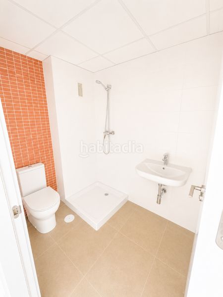 Foto cbcbea6e-043f-4174-8291-798cfc518e03. Pis amb aparcament a Alcantarilla