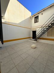 Duplex in Alcantarilla. Casa de dos plantas en venta en campoamor (alcantarilla)