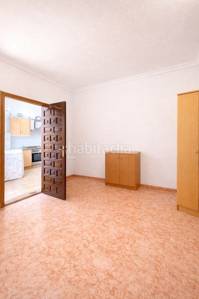 Foto 3ee7f8dc-86c8-4e1e-80d9-77823facd8a0. Casa aparellada amb aparcament a Javalí Nuevo Murcia