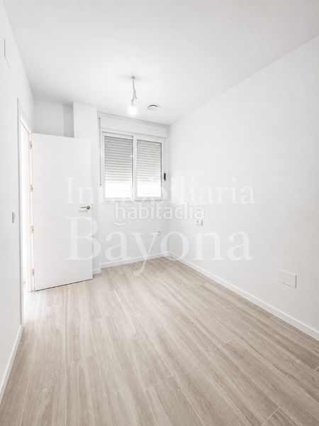 Foto bc598756-30fd-4c00-8c07-06685c6eaab7. Pis a Alcantarilla