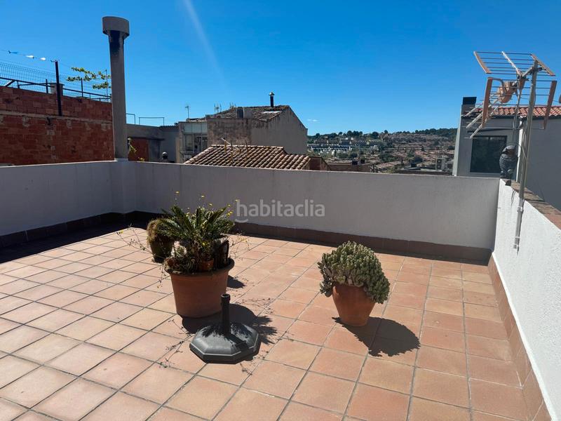 Foto 664f944c-2864-4756-827d-07c38c4ee220. Ground floor with fireplace heating in Centre Sant Quirze del Vallès