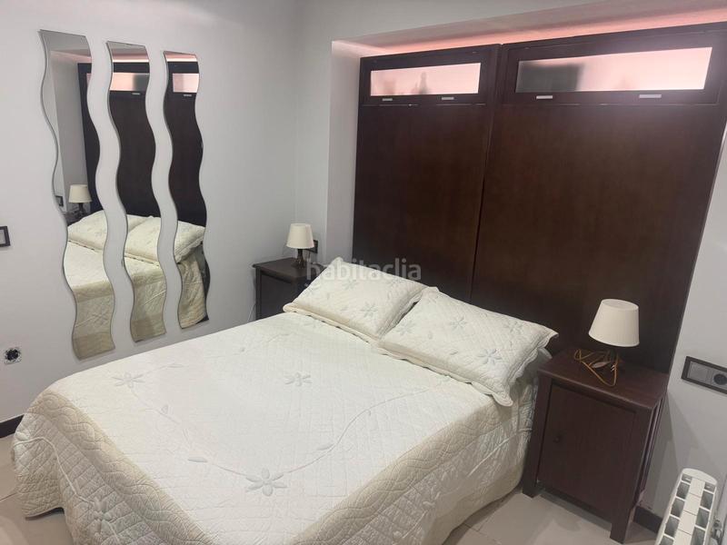 Foto 7a75bd35-ab74-4a76-9c3f-300e07b59c88. Planta baixa amb xemeneia calefacció a Centre Sant Quirze del Vallès