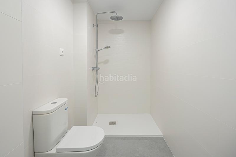 Foto 9b3b0b1a-4c8b-4352-87b5-85aff82d45de. Zweistöckige wohnung mit heizung parking in Centre Badalona