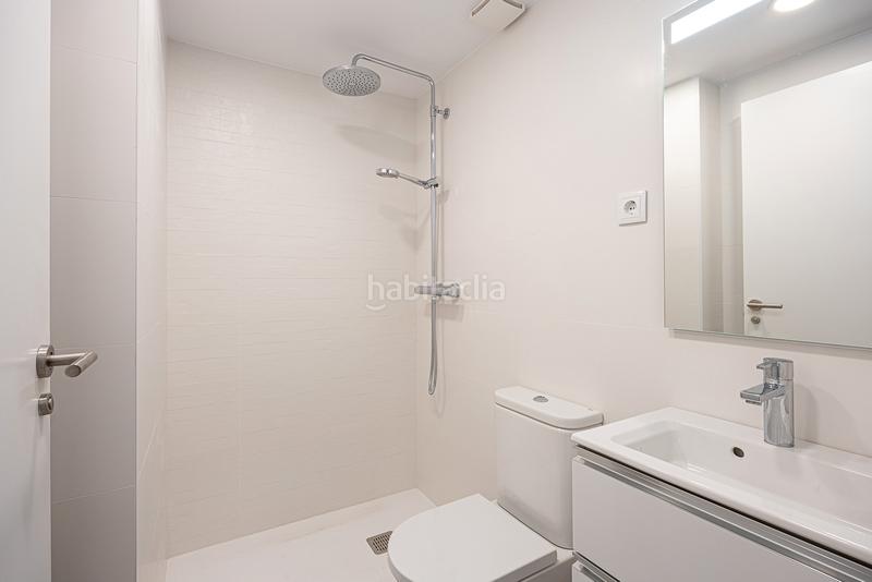 Foto dd0e3ad5-98f5-4835-8aa3-41f736f58a63. Zweistöckige wohnung mit heizung parking in Centre Badalona