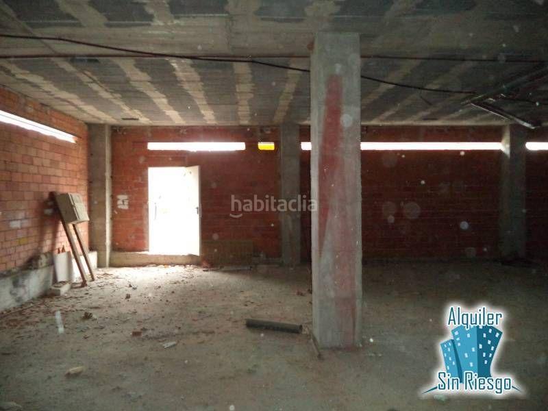 Foto b16aaf37-231f-40fd-8c3f-8fb7f11f0016. Alquiler local comercial se alquila local en zona perú en Cáceres