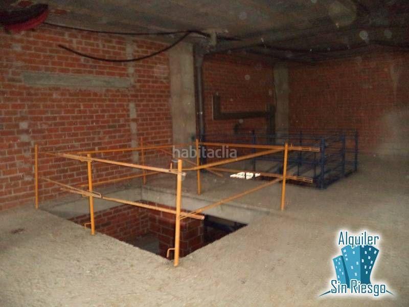 Foto 1dcda1f0-873a-48e0-af42-6410b4235812. Lloguer local comercial a Centro Cáceres