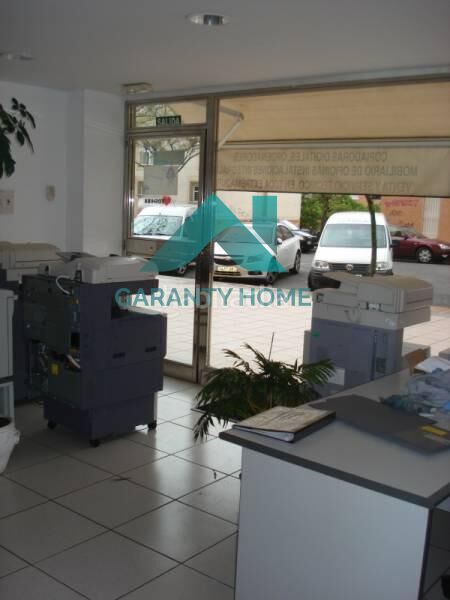 Foto e5268b20-4eb2-402c-966a-1eb8dd29fc2c. Alquiler local comercial se alquila local zona fratres en Cáceres