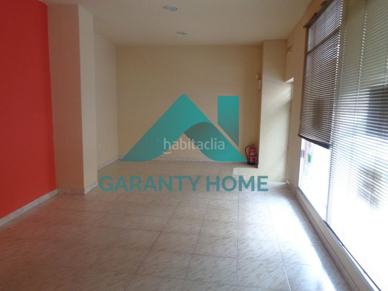 Foto 62f59c81-b337-4581-bd78-0a2d2a31ef7f. Local comercial a Centro Cáceres