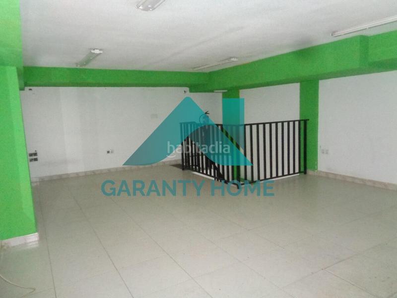 Foto 895c6368-bc59-4fe0-a589-dcc1ffa2c528. Rent business premise in Centro Cáceres