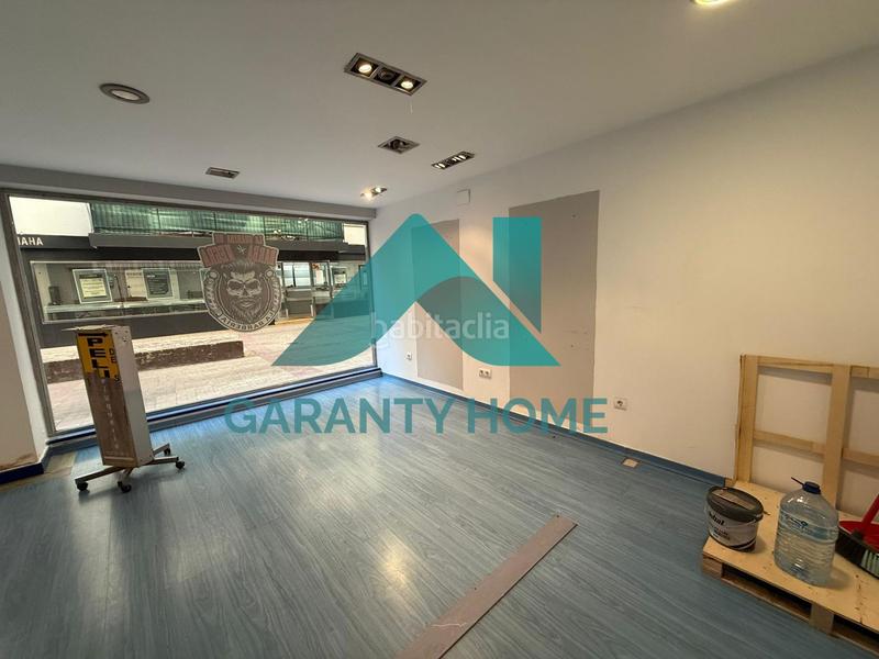 Foto f86386d0-2b13-49a9-9e0b-e398d3b612d9. Affitto locale commerciale in Centro Cáceres