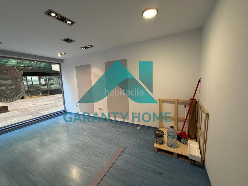 Foto caf1481e-85da-4ef4-a14e-71b1190c6b24. Location local commercial dans Centro Cáceres