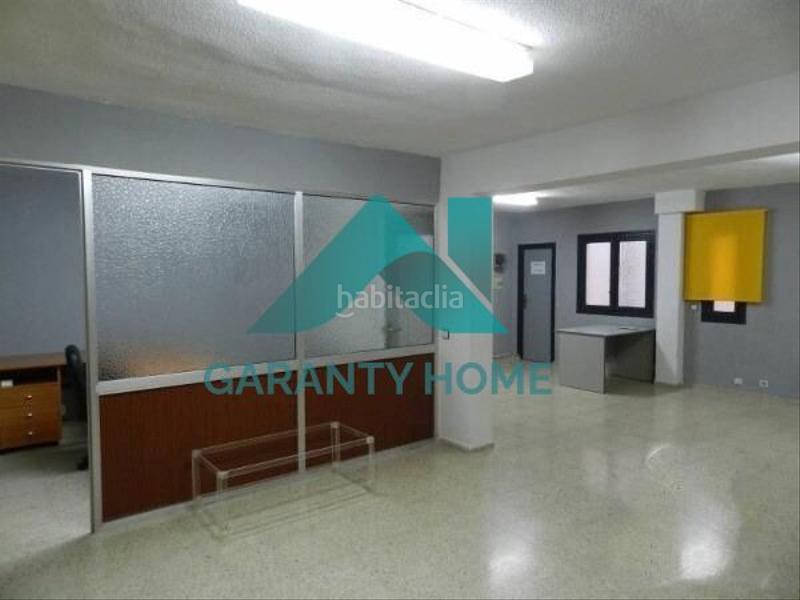 Foto 66d92157-596c-4f59-95c1-5873ff5f9b8d. Rent office space with heating in Casco Antiguo Cáceres