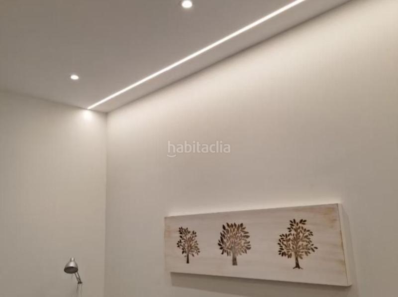 Foto fefa662f-3bb3-4589-ac1c-f9cee510e372. Rent business premise in Centro Cáceres