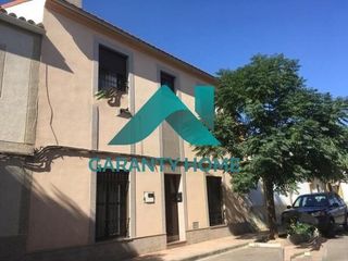 Casa in La Cañada - Aldea Moret. Casa en venta en aldea moret  amplia, moderna y lista para entra