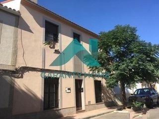 Casa in La Cañada - Aldea Moret. Casa en venta en aldea moret  amplia, moderna y lista para entra