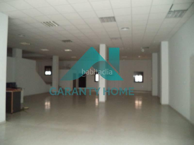 Foto 1adc831a-7f74-4372-9d06-add53e5ea60c. Location local commercial dans Centro Cáceres