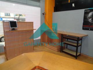 Lloguer Local Comercial a Centro. Se alquila local comercial en zona céntrica