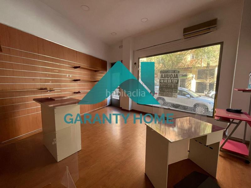 Foto afec2e1b-6c2c-4dac-bbd0-e2856e0f0400. Location local commercial dans Centro Cáceres