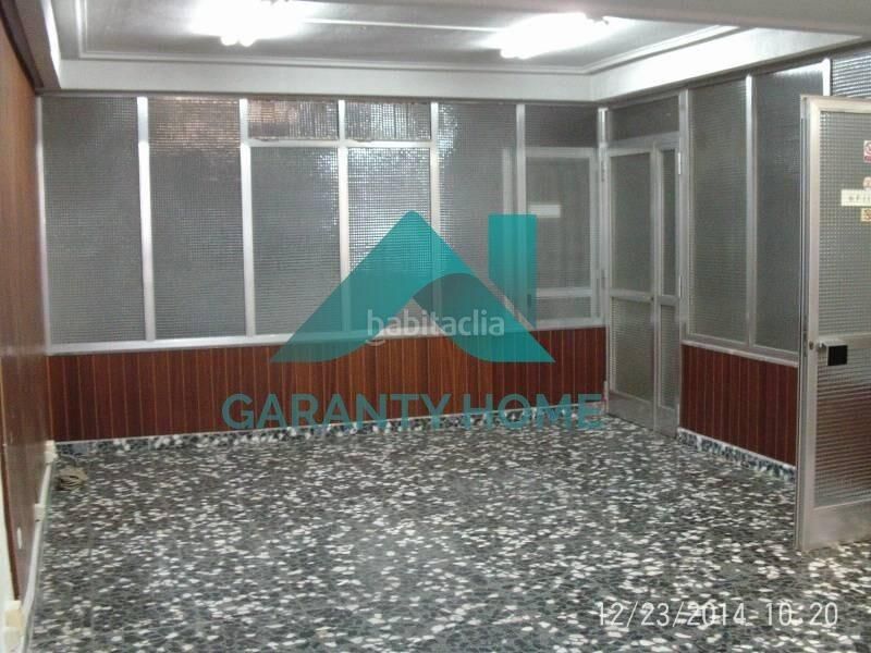 Foto b95c3b11-b217-42ce-b881-ccd896de23bc. Local comercial a Centro Cáceres