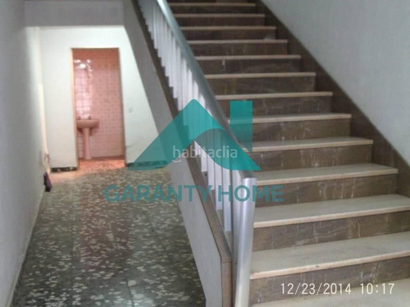 Foto d7adcbfd-3fe7-4b24-8a9e-721b0d6e804d. Local comercial a Centro Cáceres