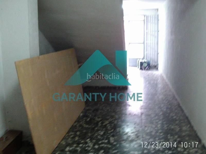 Foto e5a0faa9-b5e8-4e86-9166-c7a22145a048. Local comercial a Centro Cáceres