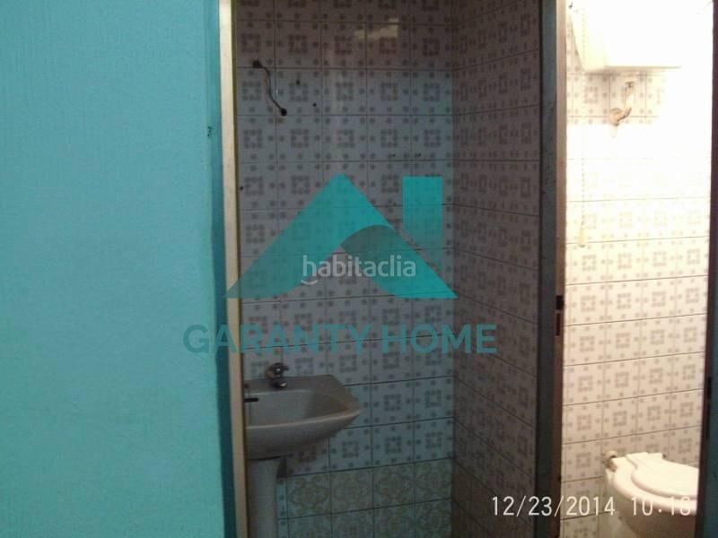 Foto fe6cf615-e891-4629-95a7-000387add89a. Local comercial a Centro Cáceres
