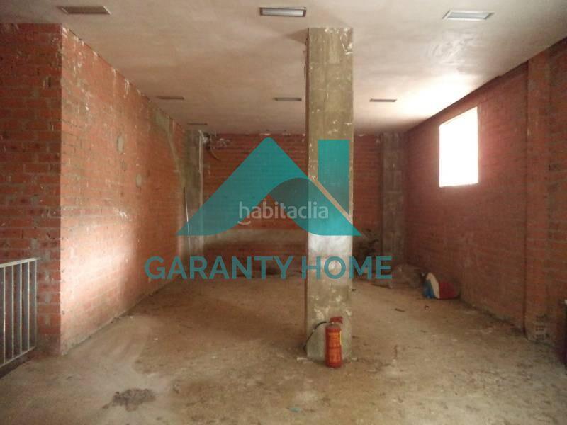 Foto 8260f3d1-7f9c-4eca-8810-df6e54b9a229. Lloguer local comercial a Ruta de la Plata Cáceres