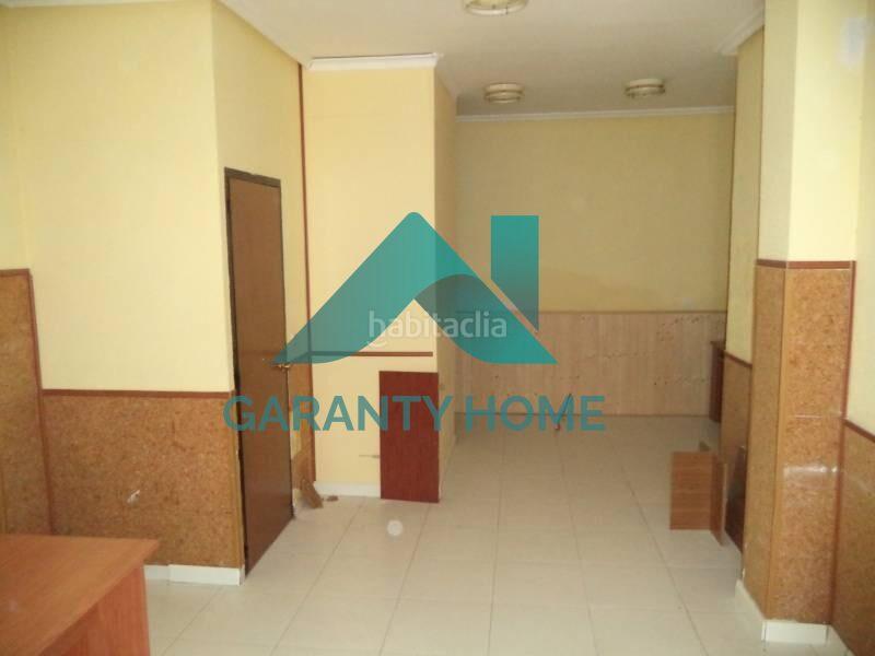 Foto 06a7abbd-cb93-47fe-afdc-ce3d85f5ec1e. Rent business premise in Centro Cáceres