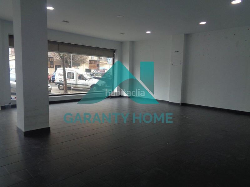 Foto 98f3923d-90e9-464d-a725-fe9dd0c8ac02. Local comercial a Centro Cáceres