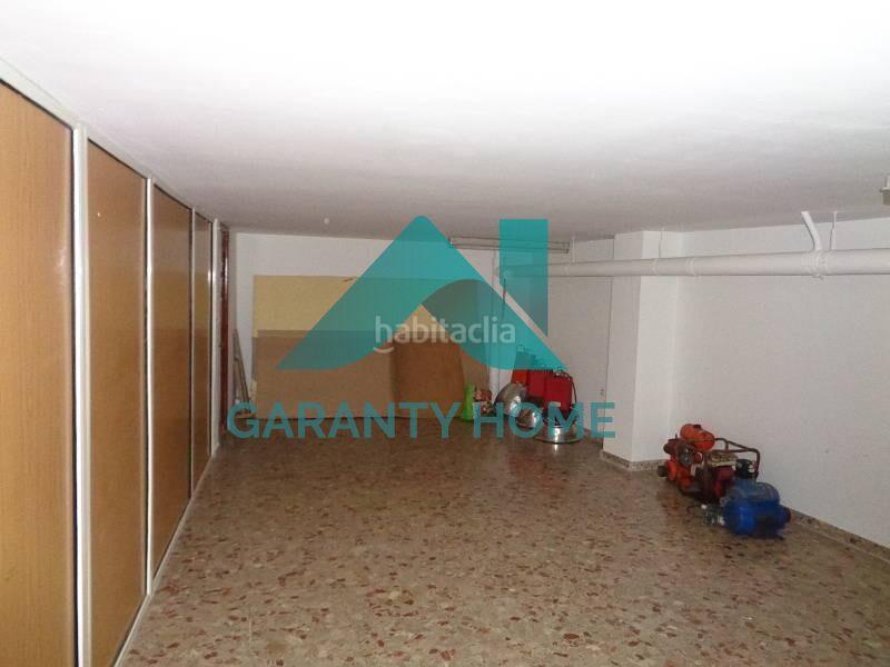 Foto f24cbc1f-2436-4112-9fa2-86a95c71e911. Lloguer local comercial a Casco Antiguo Cáceres