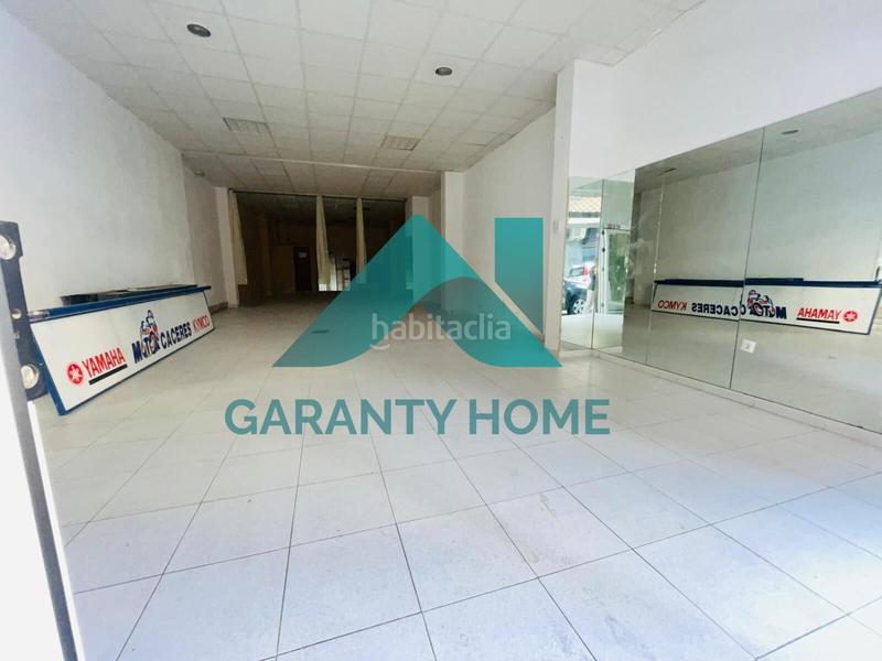 Foto 0be874ed-bdba-434b-a3ef-86373dfeac1f. Alquiler local comercial se alquila local comercial en zona Centro amplio y luminoso en Cáceres