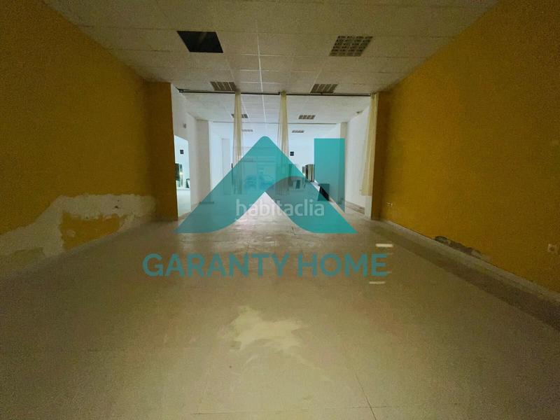 Foto 2655d517-7c7a-482b-96e4-e6e851de0c47. Location local commercial dans Centro Cáceres