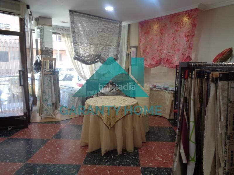 Foto 1e517b96-0761-480d-a288-40d146dfe6da. Alquiler local comercial  en zona moctezuma listo para empezar actividad en Cáceres