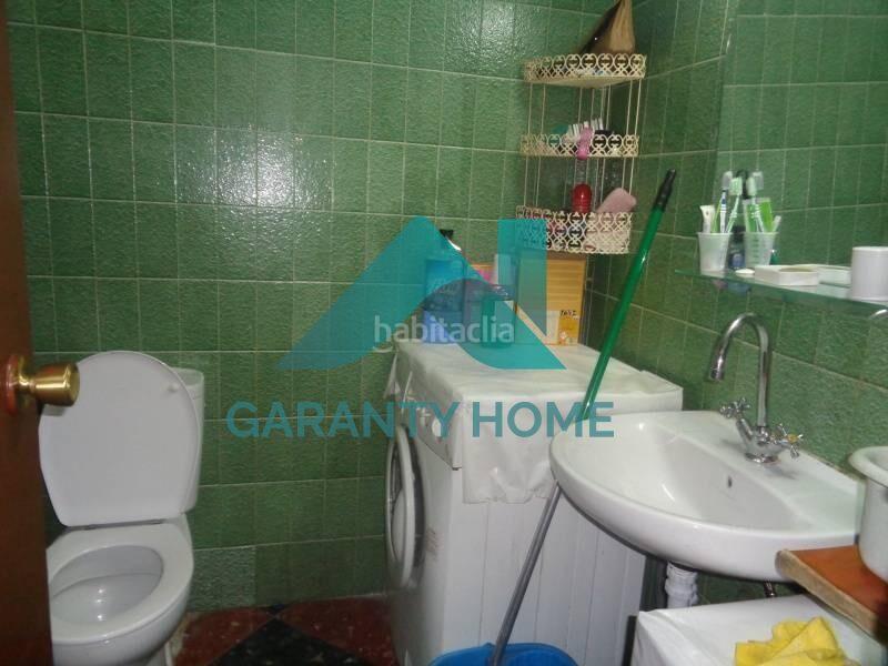 Foto 236d7e89-a795-46e5-b647-059a17f925bf. Location local commercial dans Centro Cáceres