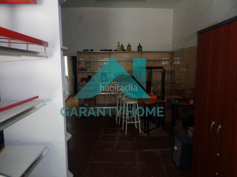 Foto 4c4ea039-abd6-4ca8-8216-4845f3774448. Local comercial a Casco Antiguo Cáceres