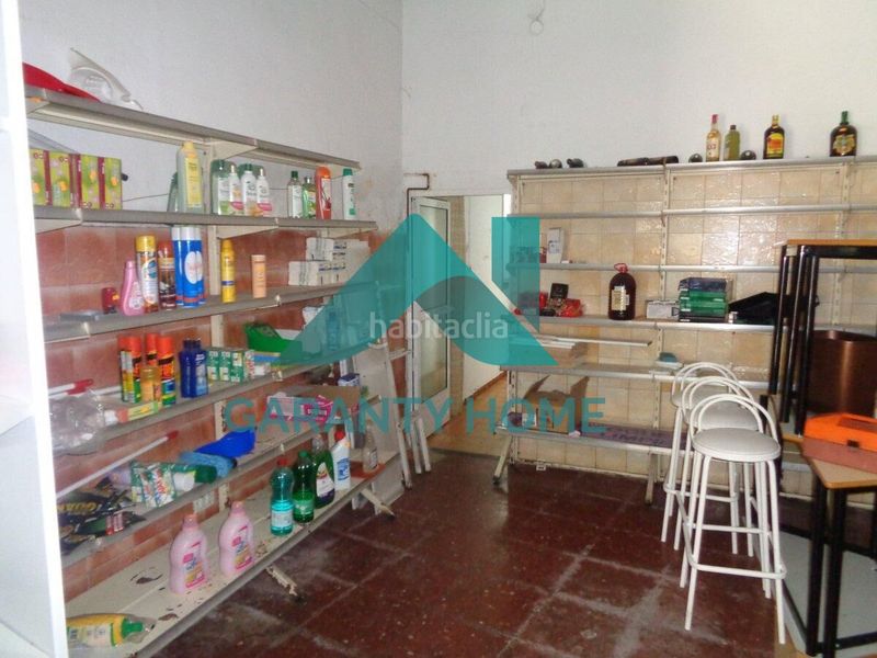 Foto 6ad9ee13-6981-4004-ac90-1bd23f9d0786. Local comercial a Casco Antiguo Cáceres