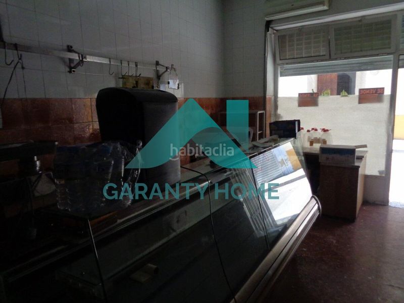Foto c2535655-e3e0-4789-9a8b-a2eb880361c6. Local comercial a Casco Antiguo Cáceres