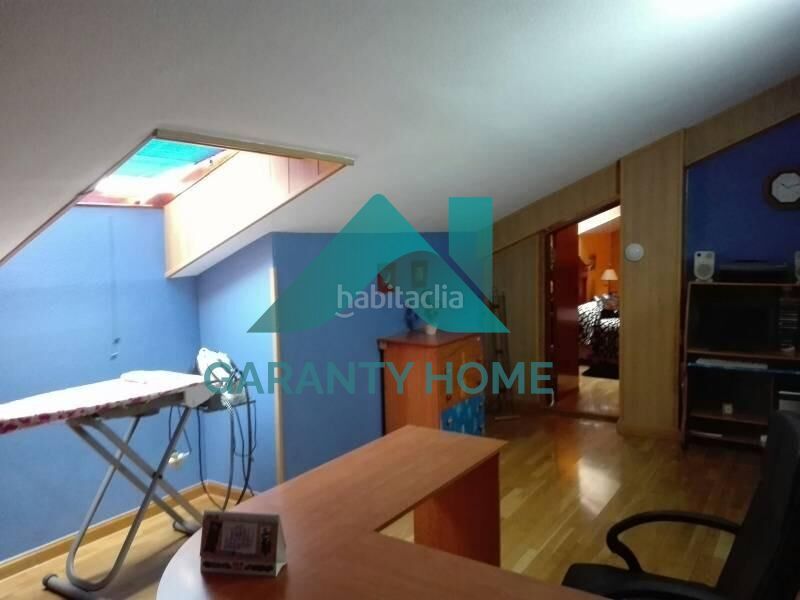 Foto a5b00717-fa25-4e2c-a1a6-49b7e9b08bd7. Àtic amb calefacció aparcament a Ruta de la Plata Cáceres