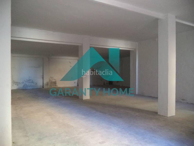 Foto 757c02fa-ed74-44f9-a010-b06580571413. Alquiler local comercial se alquila local comercial en zona la madrila amplio y diáfano en Cáceres