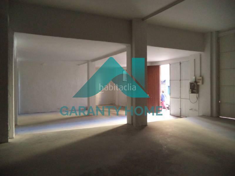 Foto d76a171e-1dfb-4c2e-bee8-fec2b524c44e. Alquiler local comercial se alquila local comercial en zona la madrila amplio y diáfano en Cáceres