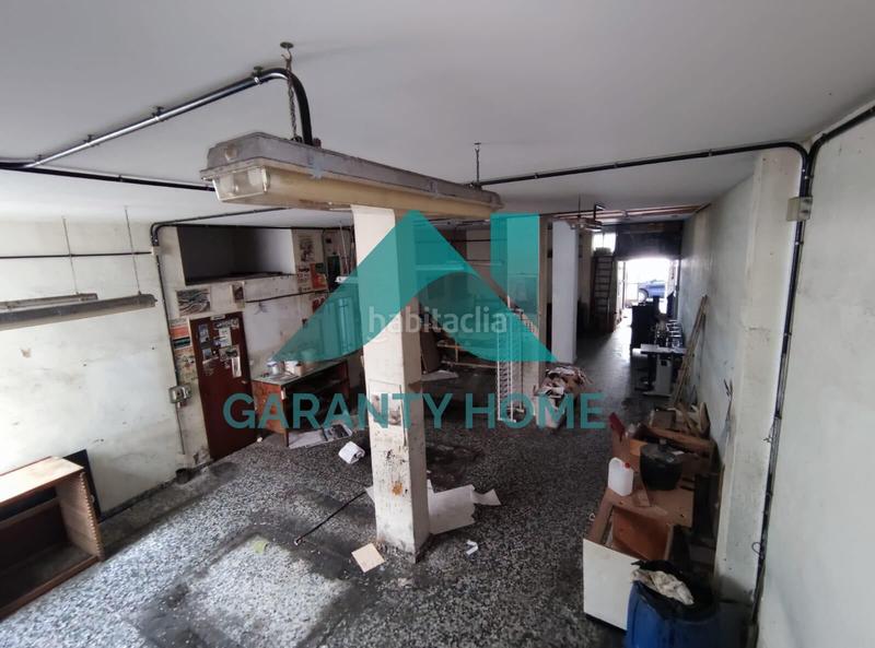 Foto 02096b5a-96e7-4c4c-aaf0-ffdc121cb8c8. Alquiler local comercial se alquila local comercial en zona Centro en Cáceres