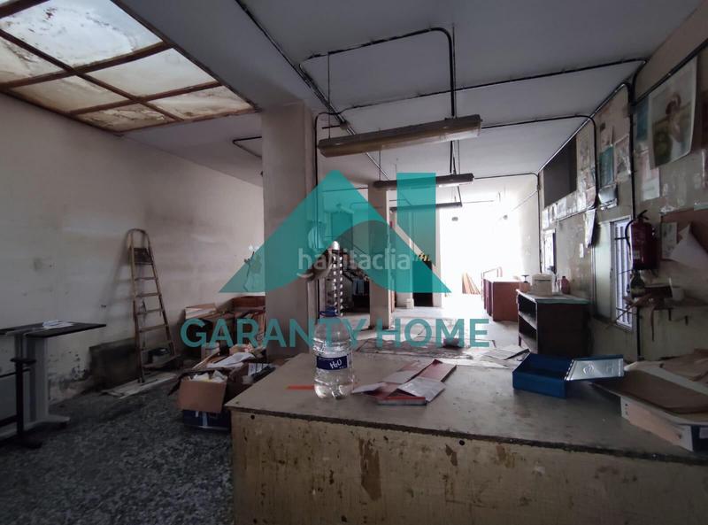 Foto 2a0e3e4c-a07b-4553-af0a-50ebed4c0360. Alquiler local comercial se alquila local comercial en zona Centro en Cáceres