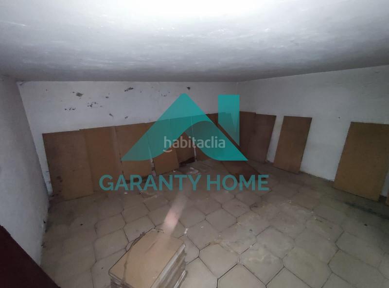 Foto 490ca8a2-7156-4cf8-8ffd-c2ff9f301197. Alquiler local comercial se alquila local comercial en zona Centro en Cáceres