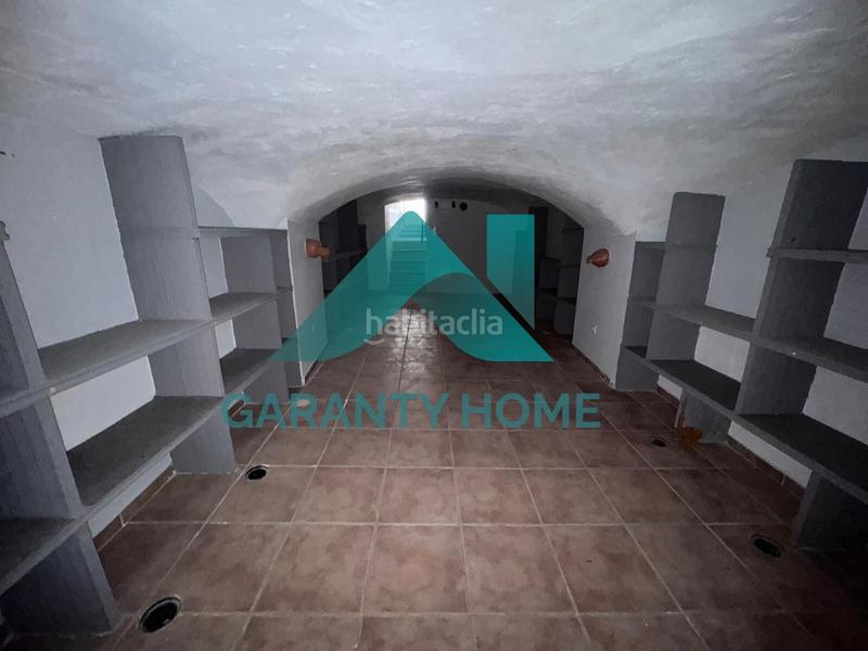 Foto 7a87f1d2-c4aa-428c-8a56-cc5c1d225af6. Alquiler local comercial se alquila local comercial en zona pintores céntrico y funcional en Cáceres