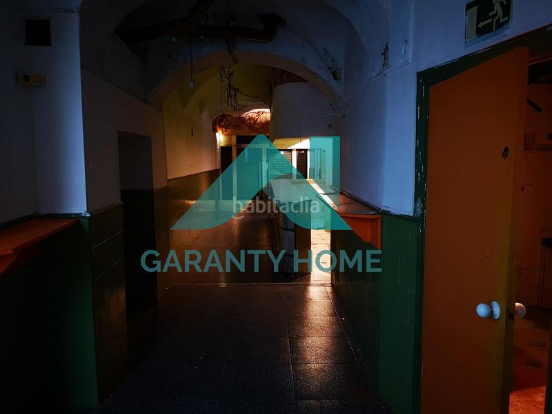 Foto c1a3683b-9f6d-4e6c-ad01-6886b6784182. Affitto locale commerciale in Casco Antiguo Cáceres