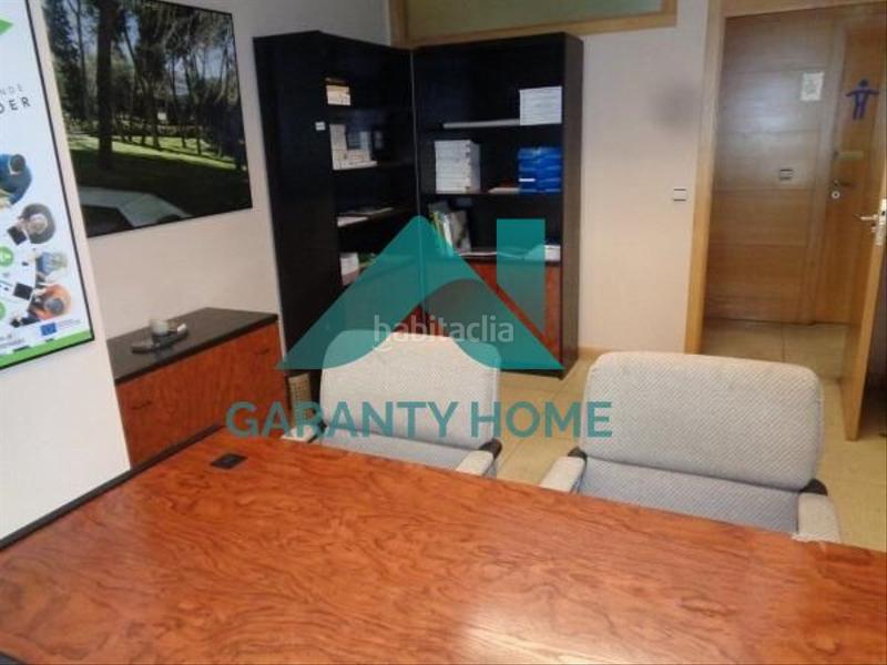 Foto a09419eb-2727-4a1d-9c3d-3cd8e454f260. Lloguer oficina amb calefacció a Centro Cáceres