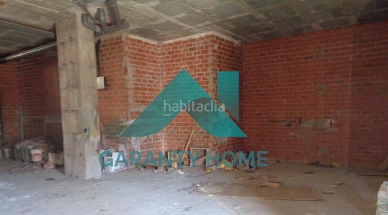 Foto 0fc46983-9e30-4a00-a9e5-a81a3fa424c8. Alquiler local comercial local en bruto con posibilidad de arreglar en Cáceres