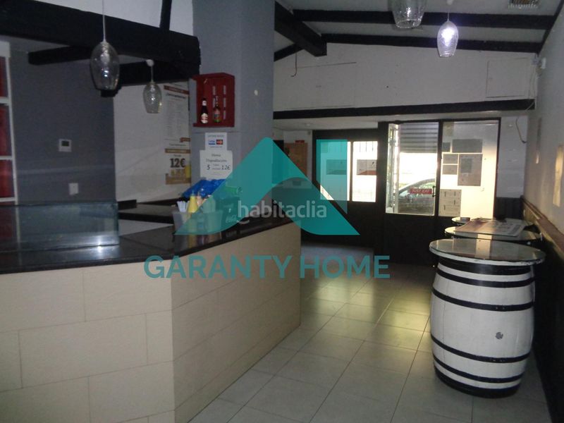 Foto 400afd24-a9b9-4525-80b6-12a6988c5a0d. Local comercial a Centro Cáceres