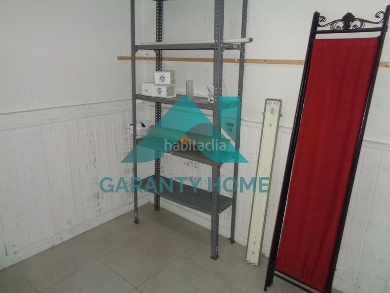Foto cf867a0f-27a5-4981-b302-14e462a1afa5. Local comercial a Centro Cáceres